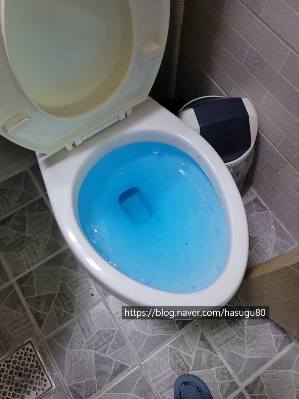변기막힘 변기뚫음 해결 변기음식물