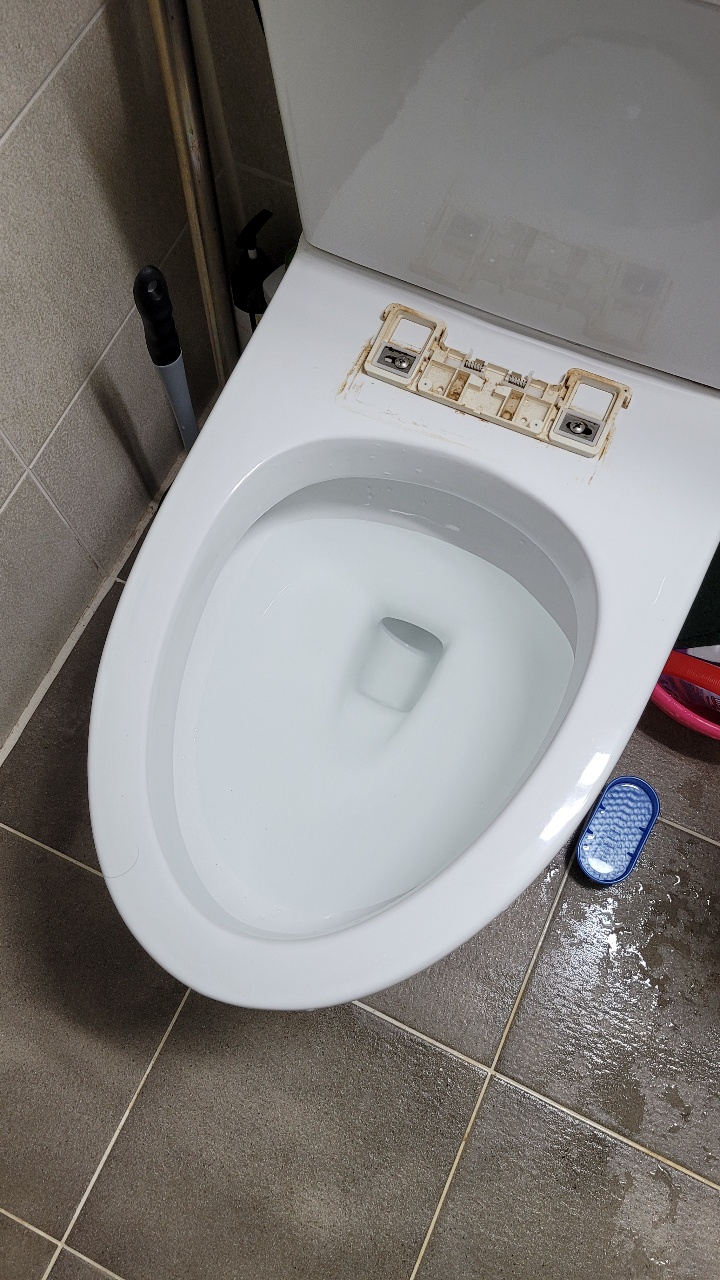 곡반정동 권선동 변기막힘 권선구 변기뚫기